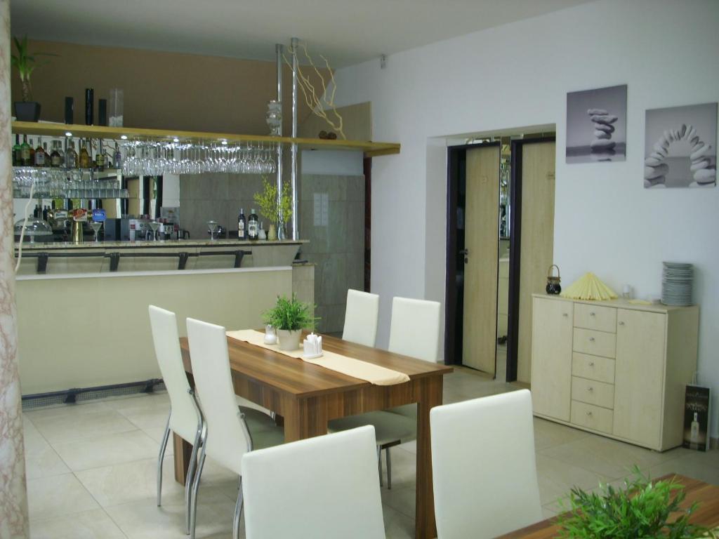 Jičín Hotel Bohemia מראה חיצוני תמונה