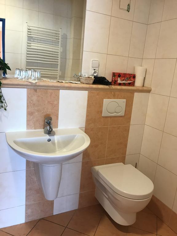Jičín Hotel Bohemia מראה חיצוני תמונה