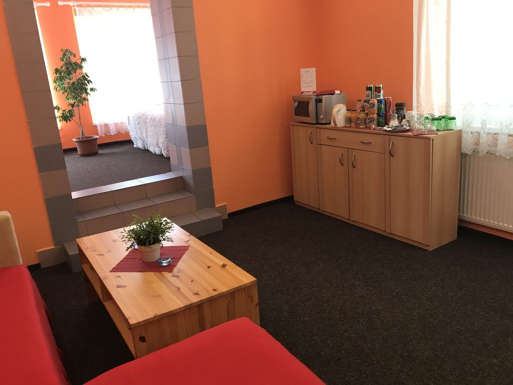 Jičín Hotel Bohemia מראה חיצוני תמונה