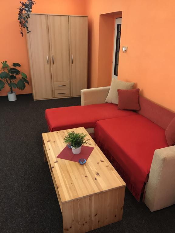 Jičín Hotel Bohemia מראה חיצוני תמונה