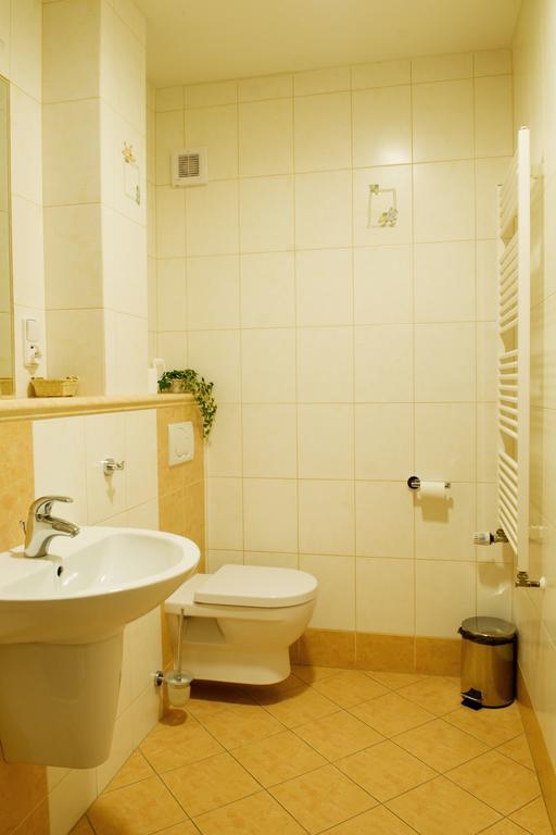 Jičín Hotel Bohemia חדר תמונה