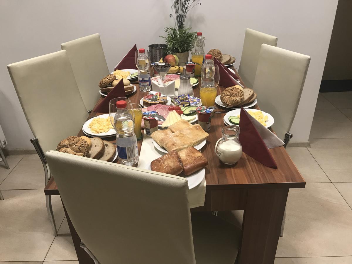 Jičín Hotel Bohemia מראה חיצוני תמונה