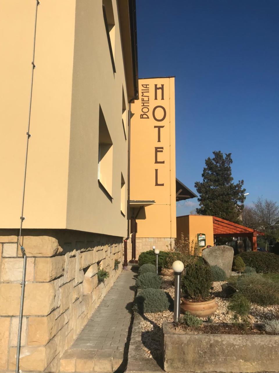 Jičín Hotel Bohemia מראה חיצוני תמונה